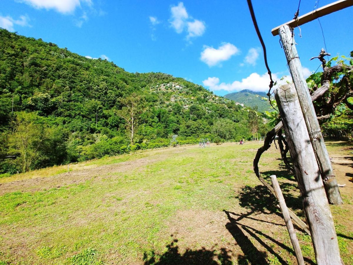 Agricamping Ponteraggio N.1 Hotel Dolceacqua Ngoại thất bức ảnh