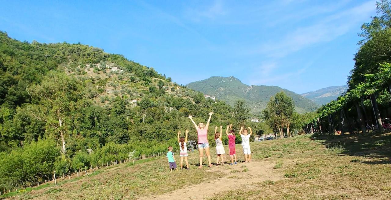 Agricamping Ponteraggio N.1 Hotel Dolceacqua Ngoại thất bức ảnh